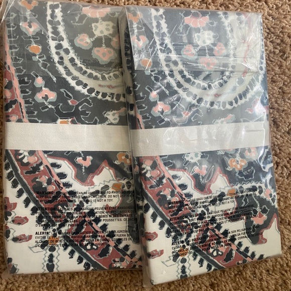 Pottery barn Riya euro sham - Picture 2 of 3